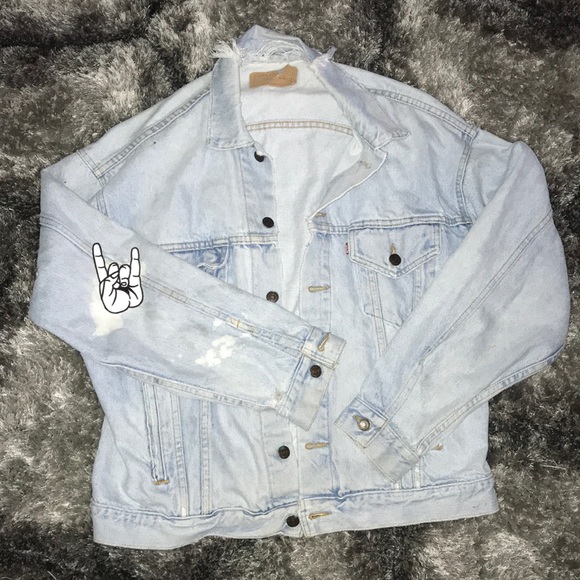 Levi's Jackets & Blazers - Vintage Light denim with rock patch